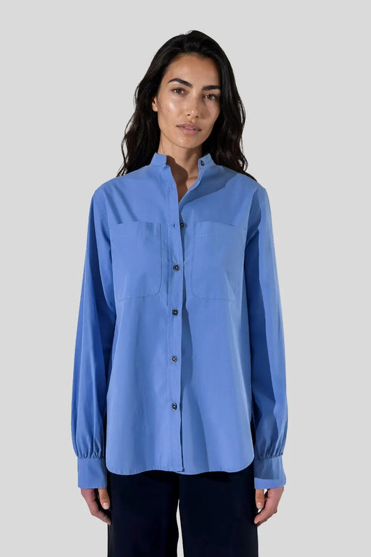 Chemise col officier coton bleu vue de face - studio