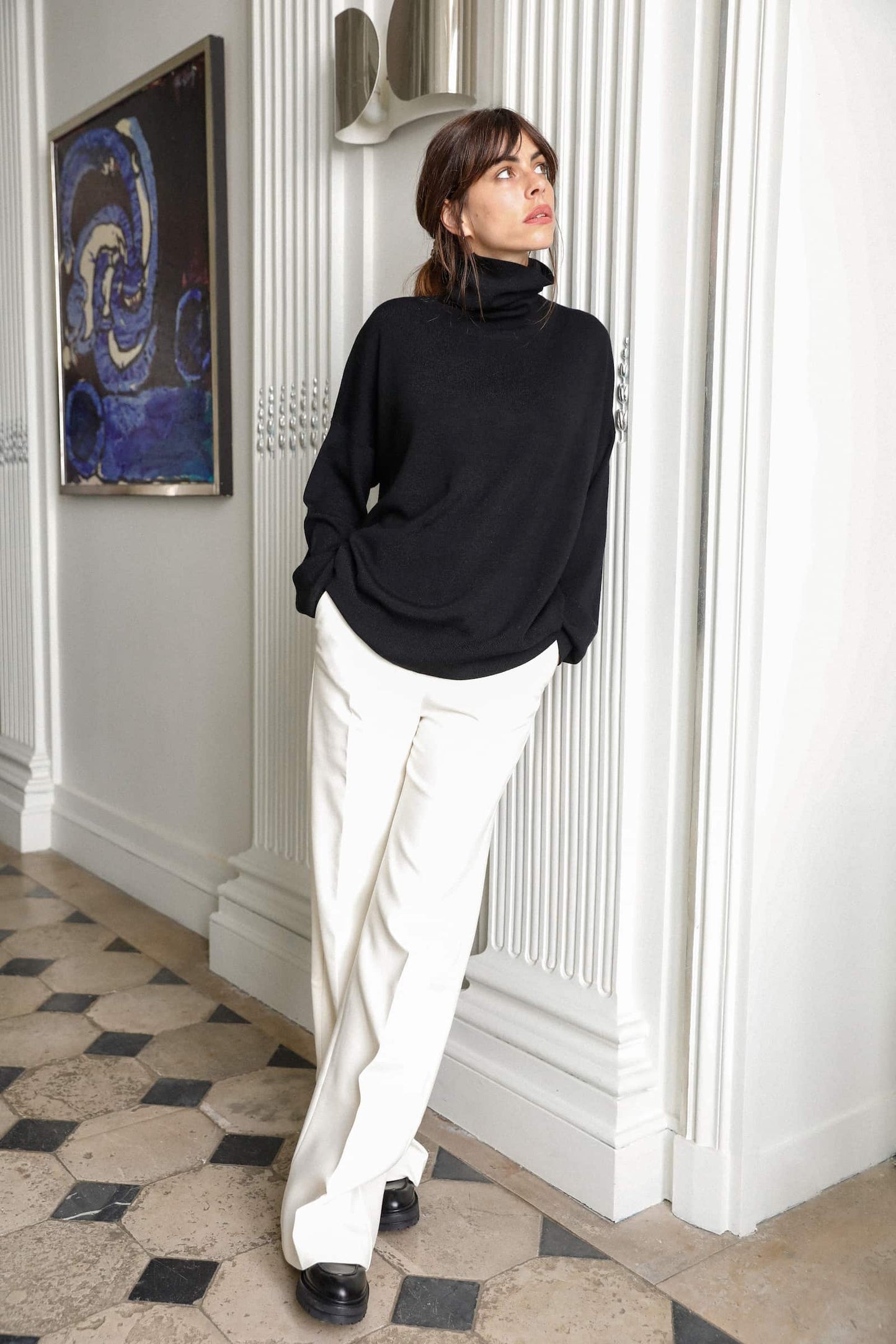 Pull col tombant en laine mérinos extra fine noir - Romy - Huguet Paris
