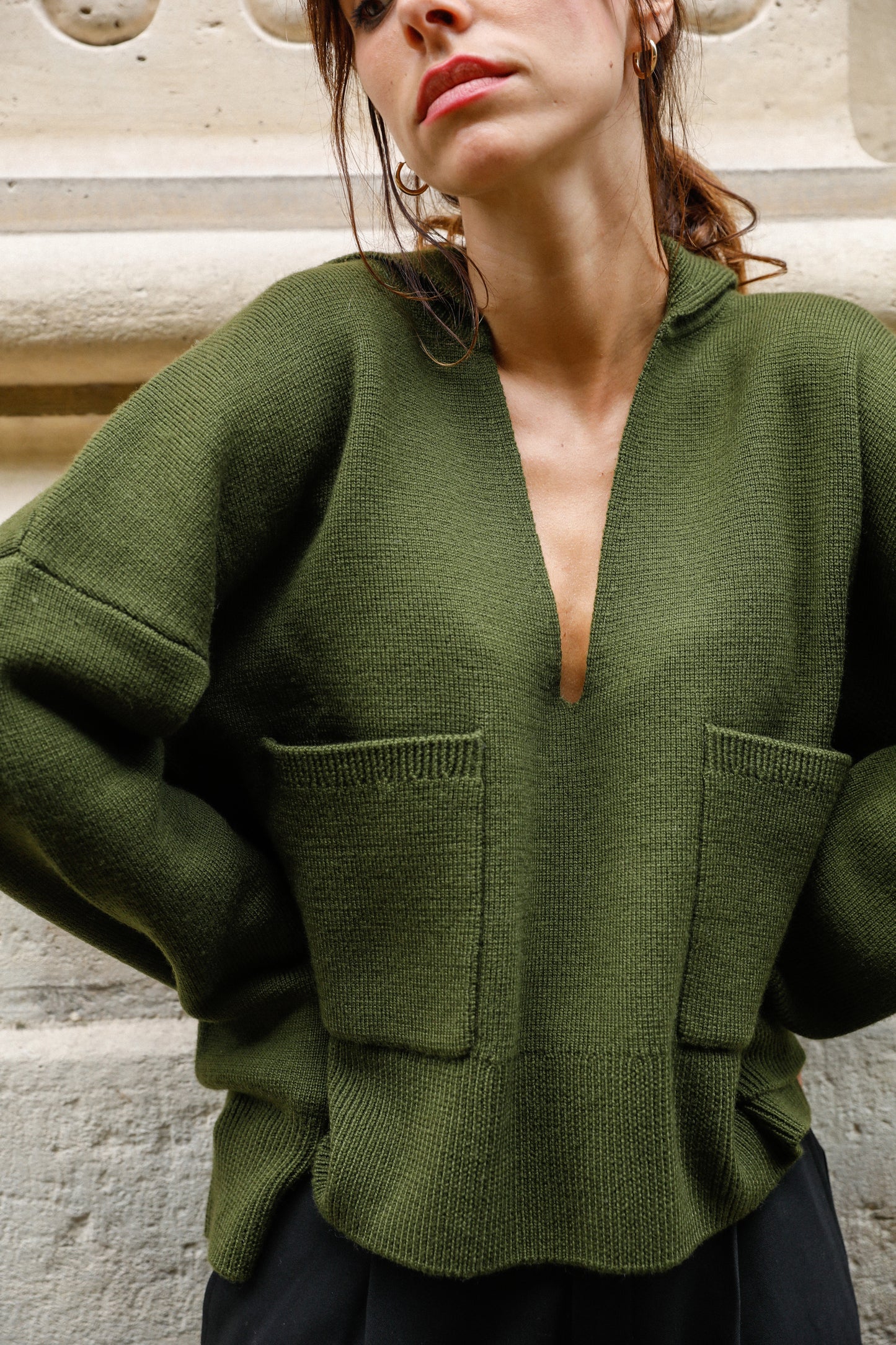 pull vert à col V de qualité pour femme