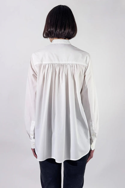 Chemise col officier coton blanc vue de dos studio