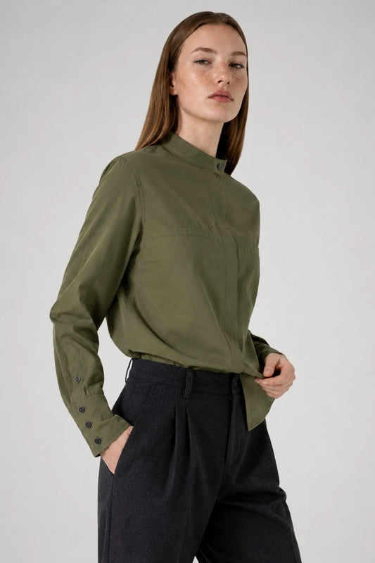 Ambre officer collar shirt