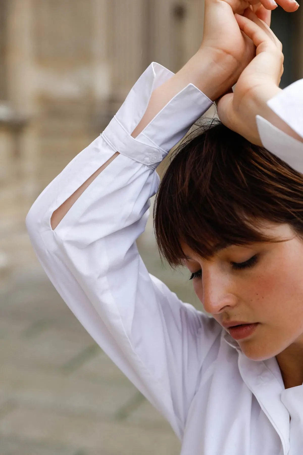 Chemise blanche col officier coton zoom manche