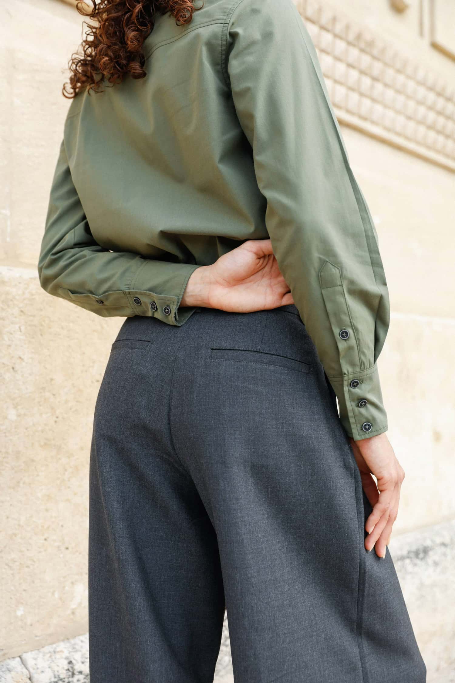 Chemise col officier en popeline de coton bio vert kaki - Ambre - Huguet Paris