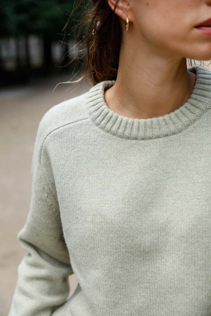 Pull femme col rond en laine mérinos extra fine vert amande 