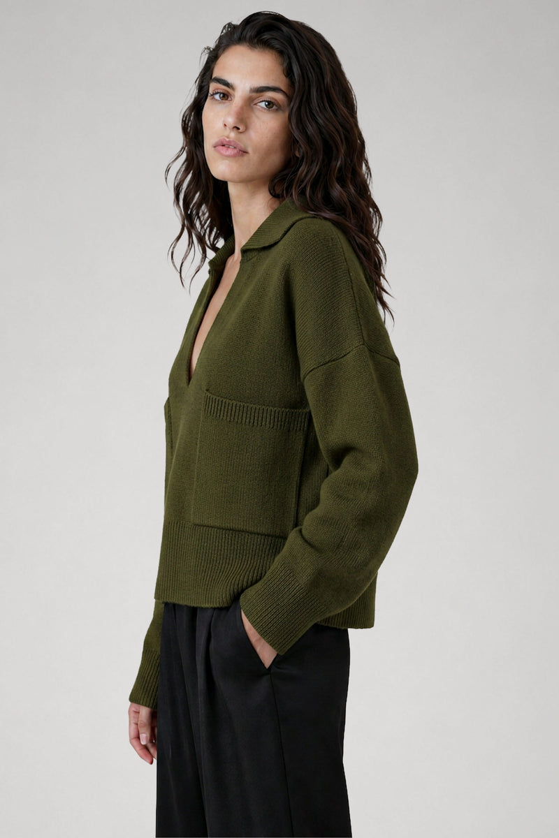 Pull col V en laine mérinos vert avocat - Grace
