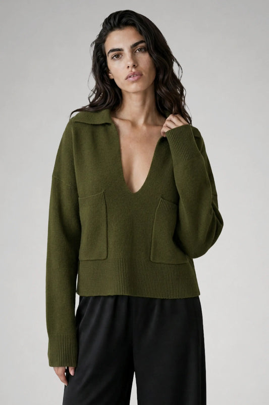 Pull col V en laine mérinos vert avocat - Grace