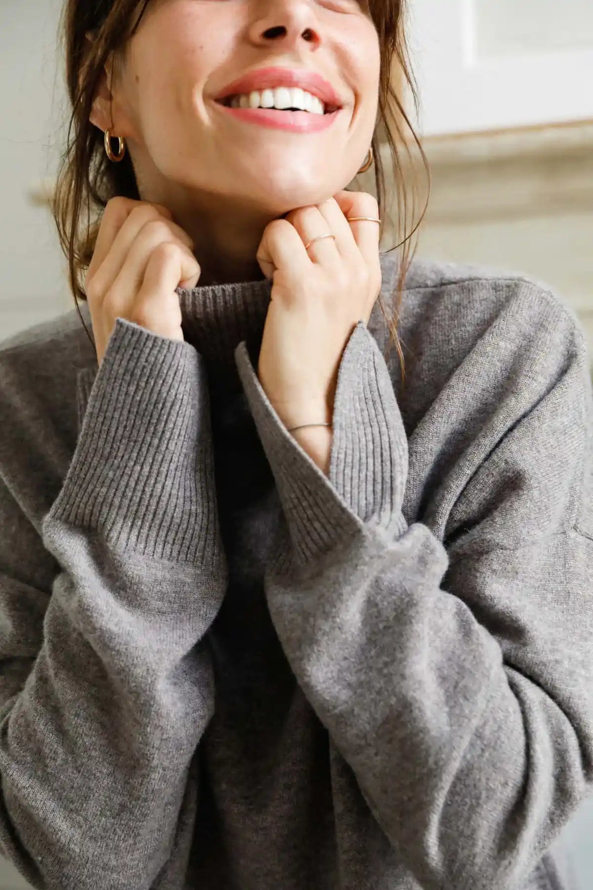 Pull col cheminée laine mérinos zoom manches fendues