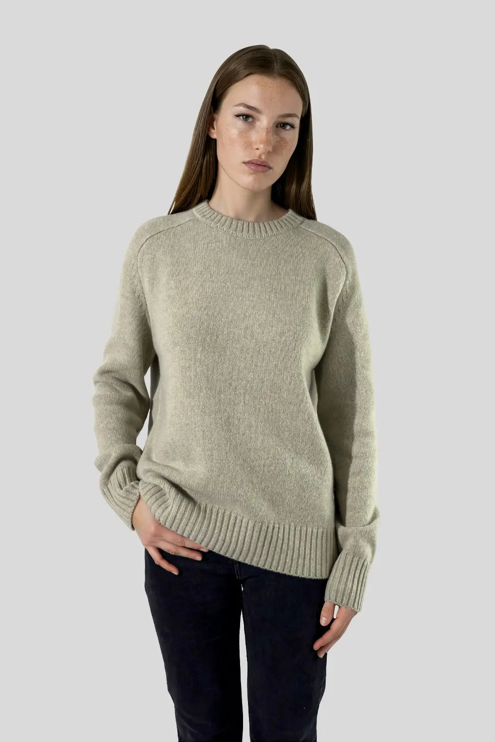 Pull col rond en laine mérinos vert amande - Cléo