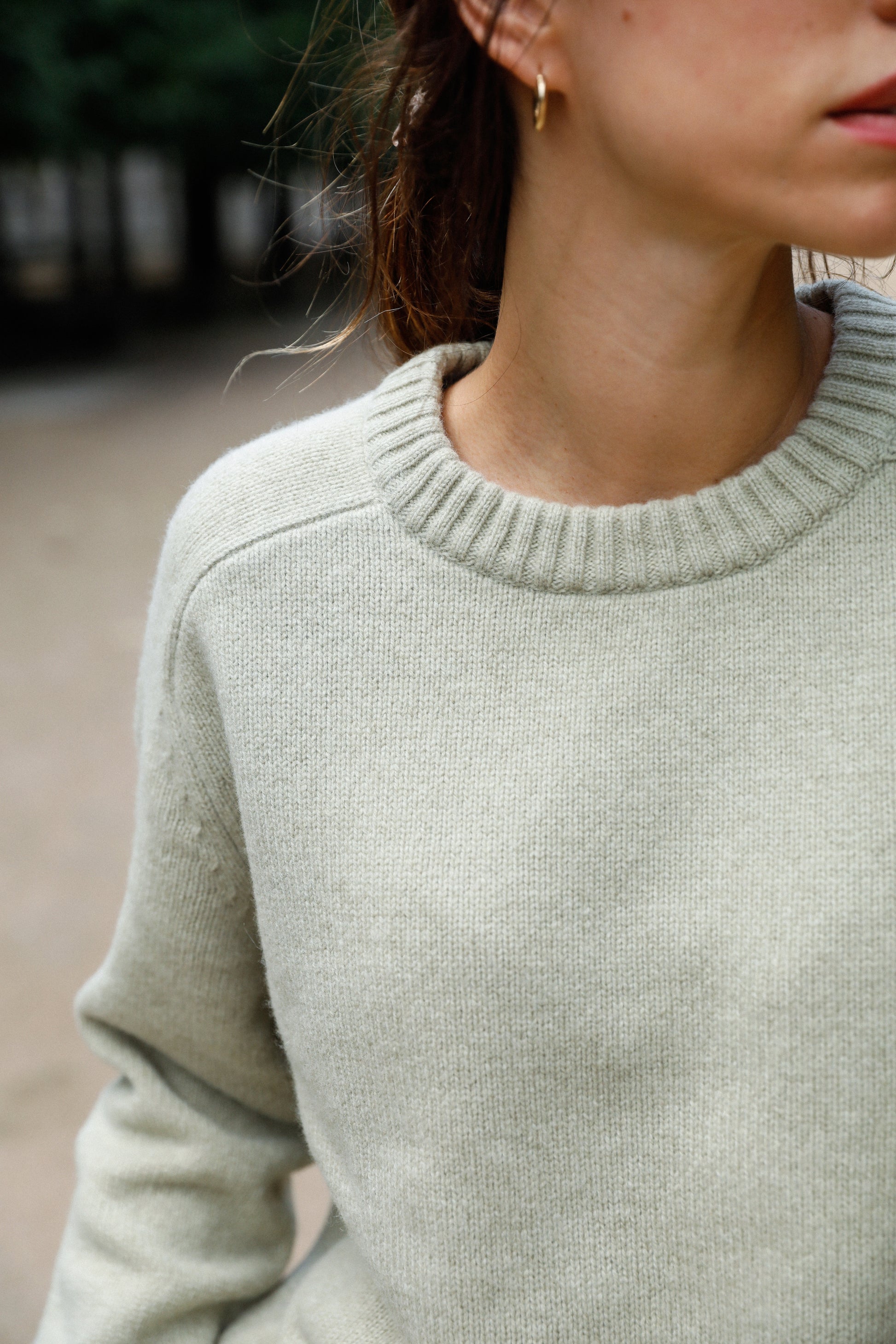 pull vert à col rond pour femme en laine mérinos 